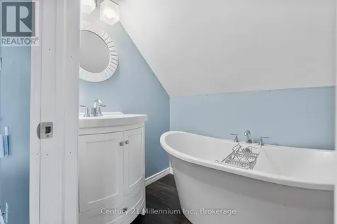 251 William Street South Bruce Peninsula ON N0H 2T0