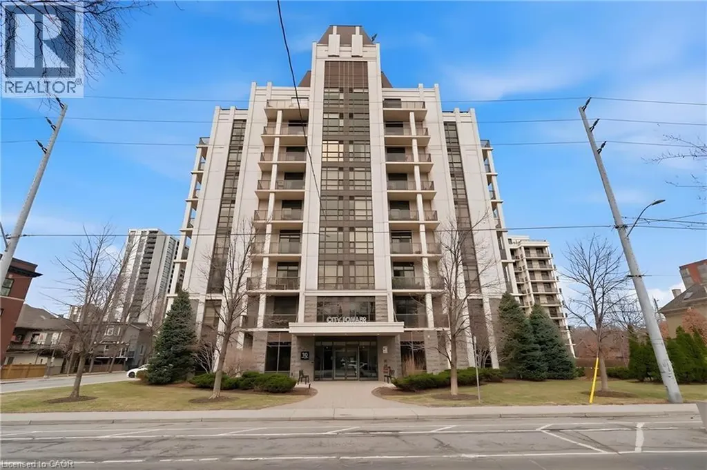 90 Charlton Avenue West Hamilton ON L8P 0B4