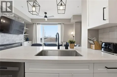 120 Springvalley Crescent Hamilton ON L9C 0G2