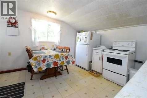 121 Cross Street East Dunnville ON N1A 1B8