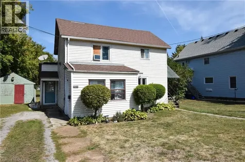 121 Cross Street East Dunnville ON N1A 1B8