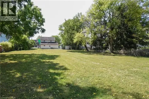 121 Cross Street East Dunnville ON N1A 1B8