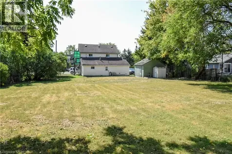 121 Cross Street East Dunnville ON N1A 1B8