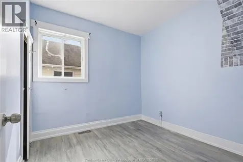 1023 Hall Avenue Windsor ON N9A 2M6