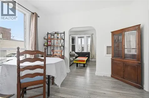 1023 Hall Avenue Windsor ON N9A 2M6