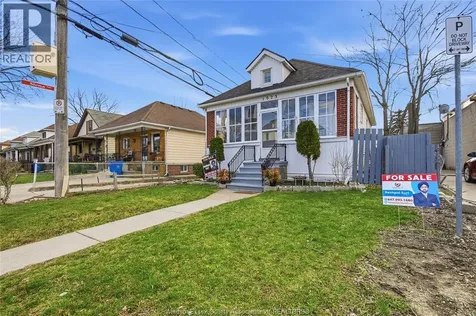 1023 Hall Avenue Windsor ON N9A 2M6