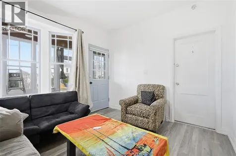 1023 Hall Avenue Windsor ON N9A 2M6