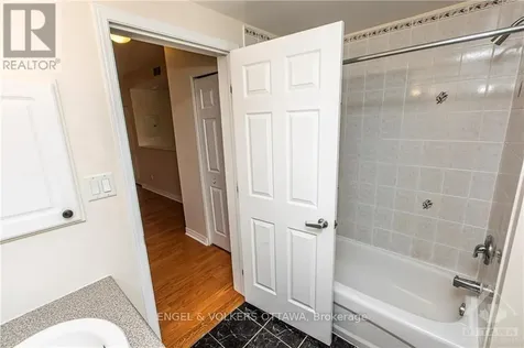 134 York Street Ottawa ON K1N 1K8