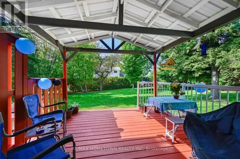 6 Maplewood Circle Brockville ON K6V 1N4