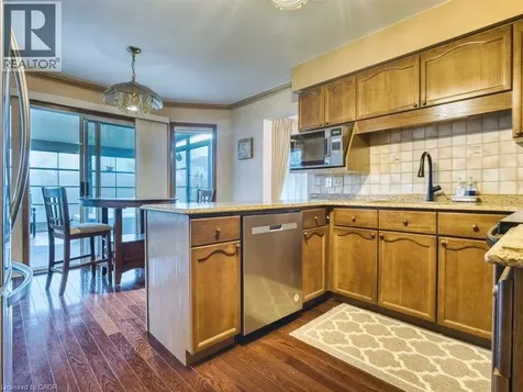 21 Bascary Crescent St. Catharines ON L2S 3M7