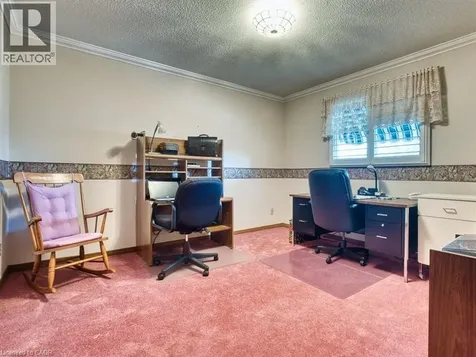 21 Bascary Crescent St. Catharines ON L2S 3M7