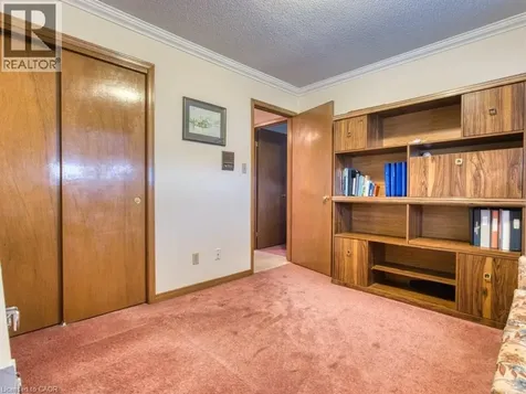 21 Bascary Crescent St. Catharines ON L2S 3M7