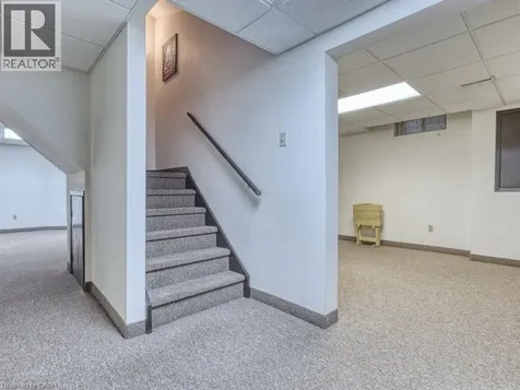21 Bascary Crescent St. Catharines ON L2S 3M7