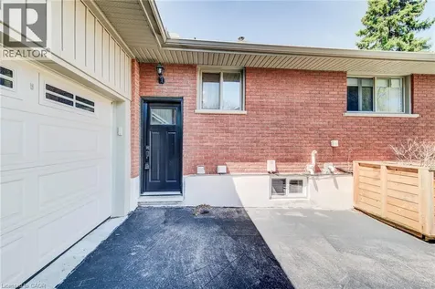 213 Union Street East Waterloo ON N2J 1C9