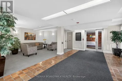 1356 Meadowlands Drive East Ottawa ON K2E 6K6