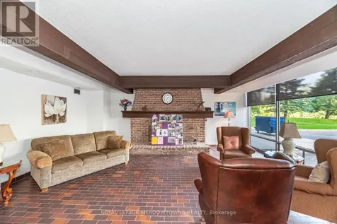 225 Harvard Place Waterloo ON N2J 4H4