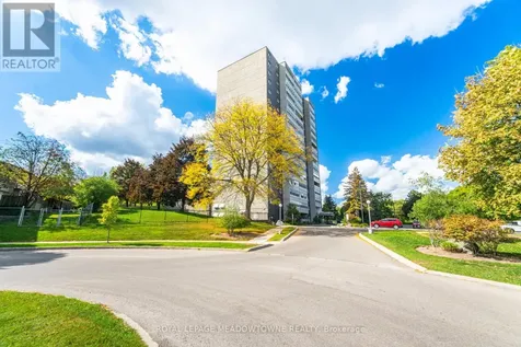 225 Harvard Place Waterloo ON N2J 4H4