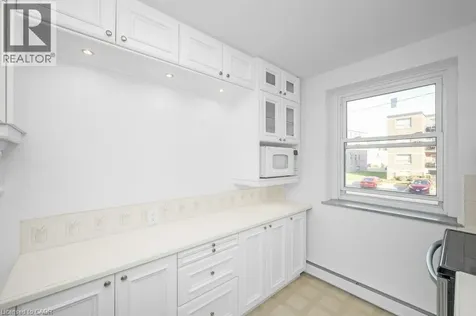 9 Grant Boulevard Dundas ON L9H 4L5