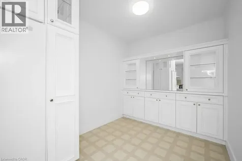 9 Grant Boulevard Dundas ON L9H 4L5