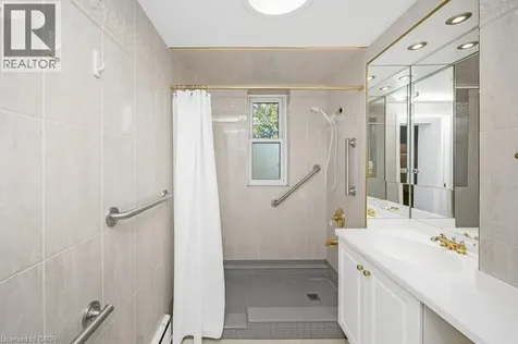 9 Grant Boulevard Dundas ON L9H 4L5