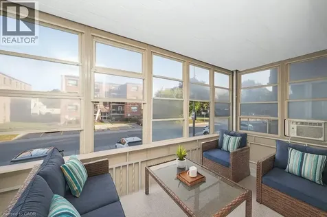 9 Grant Boulevard Dundas ON L9H 4L5