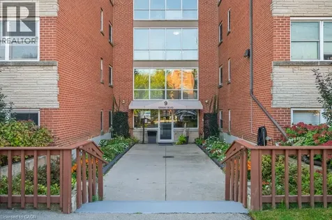 9 Grant Boulevard Dundas ON L9H 4L5