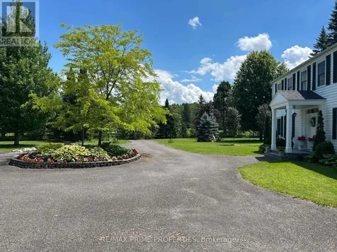 1530 Royal Orchard Drive Ottawa ON K4C 1A9