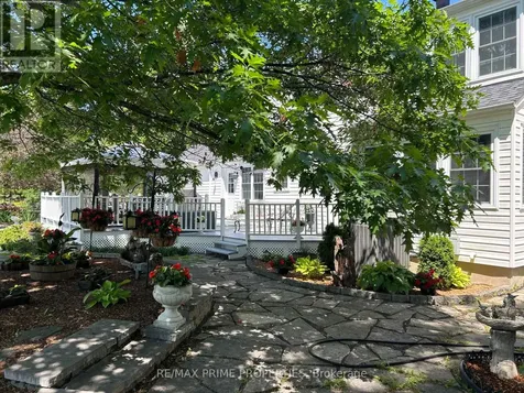 1530 Royal Orchard Drive Ottawa ON K4C 1A9