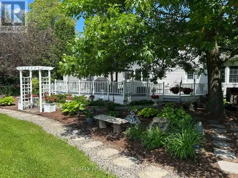 1530 Royal Orchard Drive Ottawa ON K4C 1A9