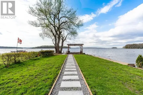 5496 Rice Lake Scenic Drive Hamilton Township ON K0K 2E0