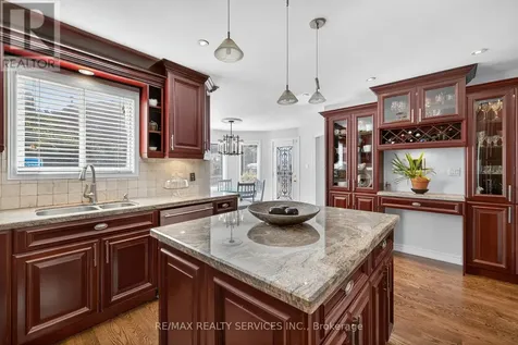 124 Royal Valley Drive Caledon ON L7C 1A5