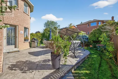 124 Royal Valley Drive Caledon ON L7C 1A5