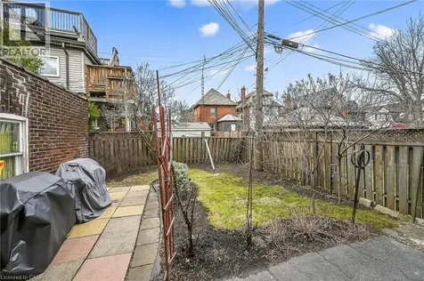 96 Barnesdale Boulevard Hamilton ON L8M 2V6