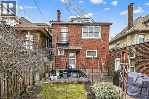 96 Barnesdale Boulevard Hamilton ON L8M 2V6