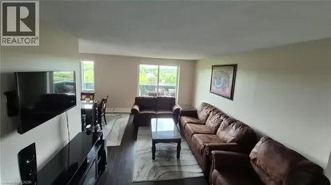 279 Chandler Drive Kitchener ON N2E 1X6