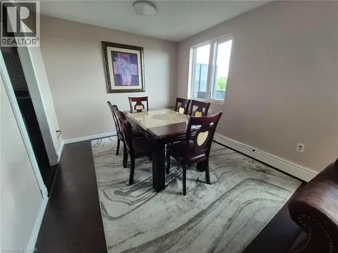 279 Chandler Drive Kitchener ON N2E 1X6