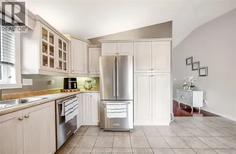 1596 Morningstar Avenue Windsor ON N8P 1P9
