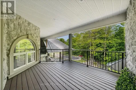 12 Deer Run Uxbridge ON L9P 0K9