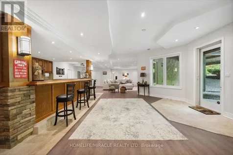 12 Deer Run Uxbridge ON L9P 0K9