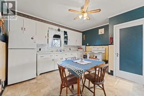 121 Division Street South Kingsville ON N9Y 1P5