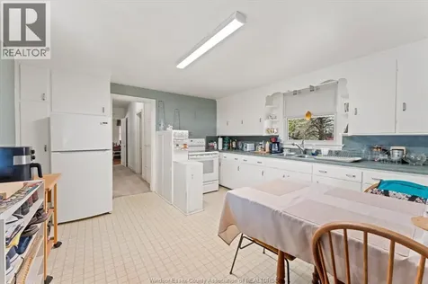 121 Division Street South Kingsville ON N9Y 1P5