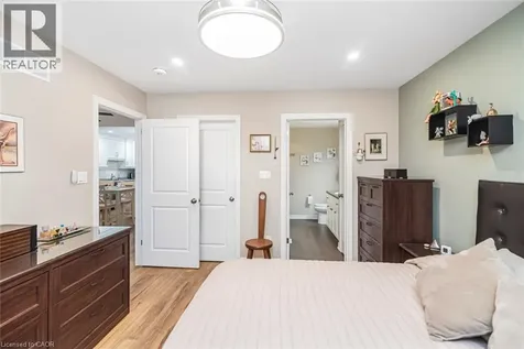 152 Cross Street East Dunnville ON N1A 1B8