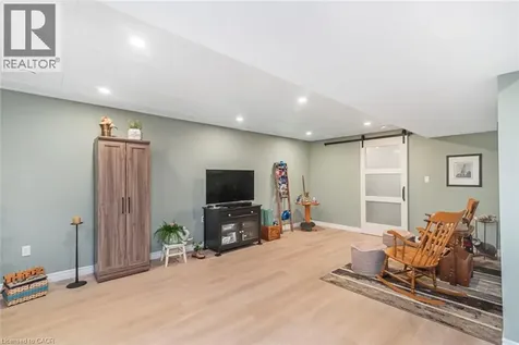152 Cross Street East Dunnville ON N1A 1B8