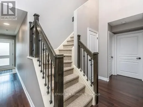 3 Brandy Lane Drive Collingwood ON L9Y 0X4