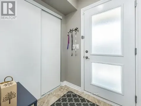 3 Brandy Lane Drive Collingwood ON L9Y 0X4