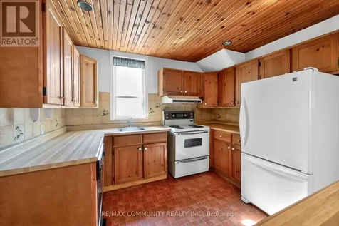 28 Queen Street Innisfil (cookstown) ON L0L 1L0