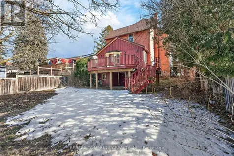 28 Queen Street Innisfil (Cookstown) ON L0L 1L0