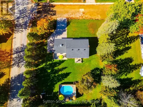 319 Gould Street South Bruce Peninsula ON N0H 2T0