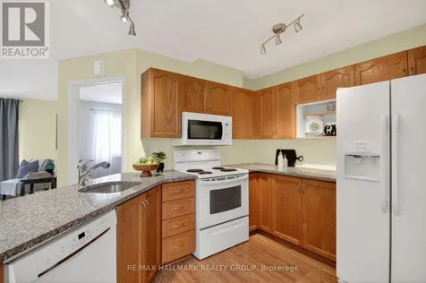 3 Daphne Crescent Ottawa ON K2S 1Y1
