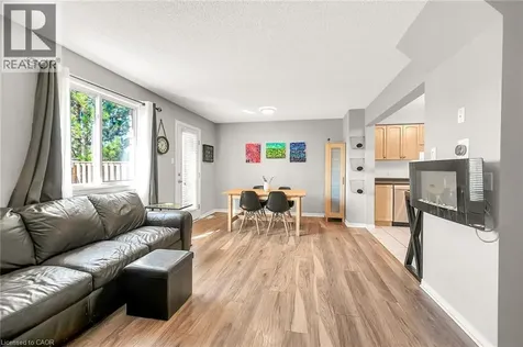 40 Braemar Avenue Caledonia ON N3W 2N1